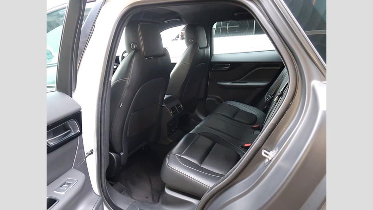 2020 認定中古車 Jaguar F-Pace Fuji White 2.0L I4 Pet Mid DOHC AJ200 R-SPORT