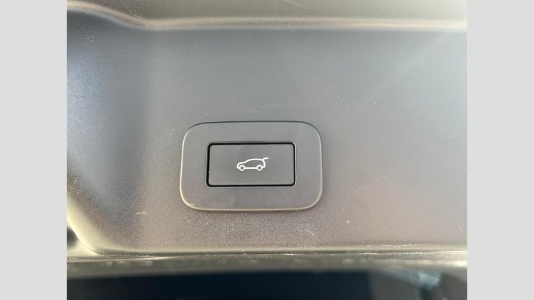 2024 認定中古車 Land Rover Range Rover Evoque アイガーグレイ プラグインハイブリッド（ガソリン） Standard Wheelbase DYNAMIC HSE