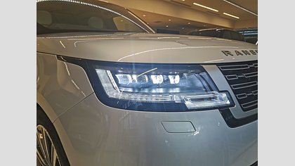 Range Rover 9