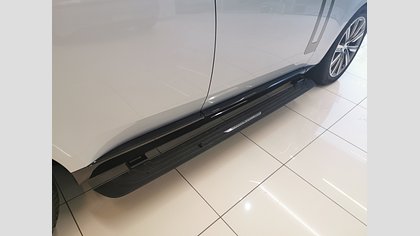 Range Rover 19