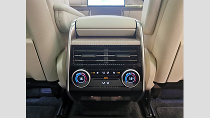 Range Rover 23