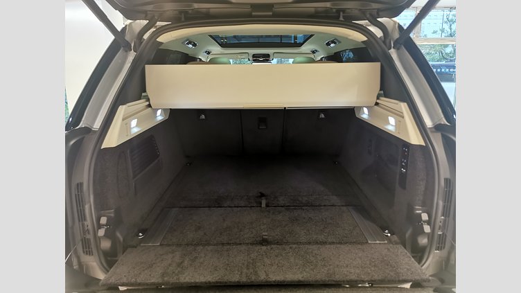 2024 認定中古車 Land Rover Range Rover ハクバシルバー P530 AWD（AT） スタンダードホイールベース HSE