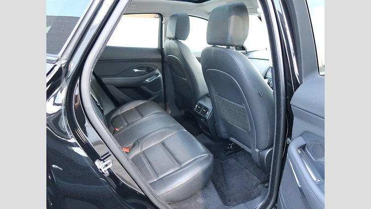 2019 認定中古車 Jaguar E-Pace サントリーニブラック D180 オートマチック全輪駆動 S