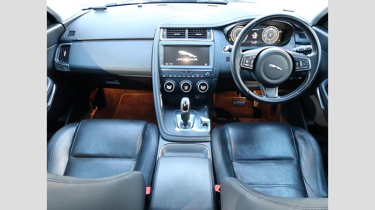 2019 認定中古車 Jaguar E-Pace サントリーニブラック D180 オートマチック全輪駆動 S
