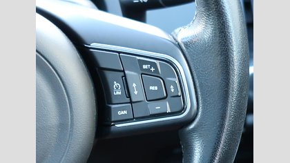 E-Pace 55
