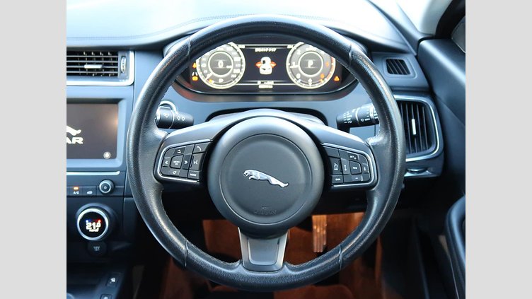 2019 認定中古車 Jaguar E-Pace サントリーニブラック D180 オートマチック全輪駆動 S