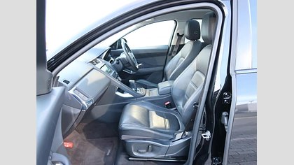 E-Pace 64