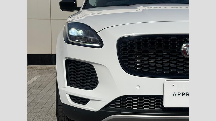 2019 認定中古車 Jaguar E-Pace Fuji White 2.0 litre i4D Diesel センサリー・パフォーマンス・エディション