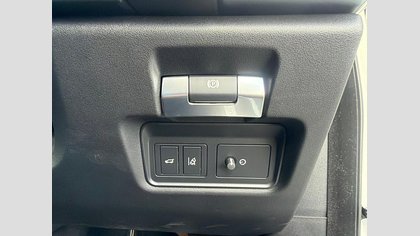 E-Pace 10
