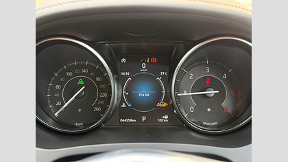 E-Pace 7