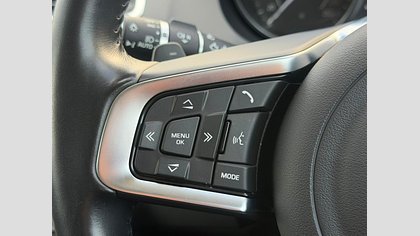 E-Pace 52