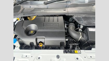 E-Pace 64