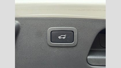 E-Pace 26