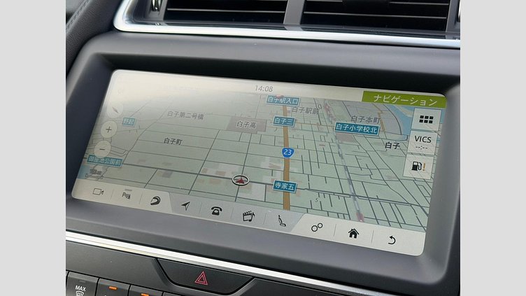 2019 認定中古車 Jaguar E-Pace Fuji White 2.0 litre i4D Diesel センサリー・パフォーマンス・エディション