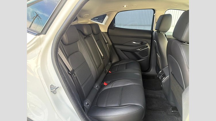 2019 認定中古車 Jaguar E-Pace Fuji White 2.0 litre i4D Diesel センサリー・パフォーマンス・エディション