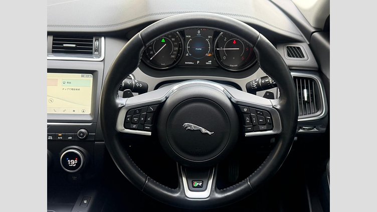 2019 認定中古車 Jaguar E-Pace Fuji White 2.0 litre i4D Diesel センサリー・パフォーマンス・エディション