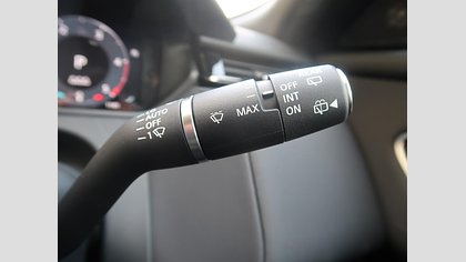 Range Rover Velar 25