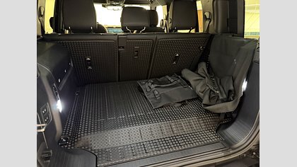 Defender 110 7