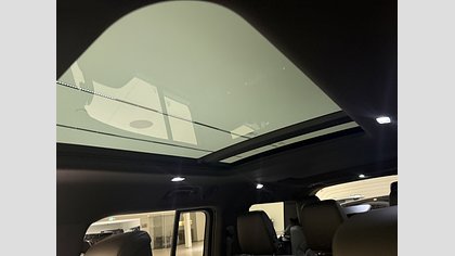 Defender 130 8