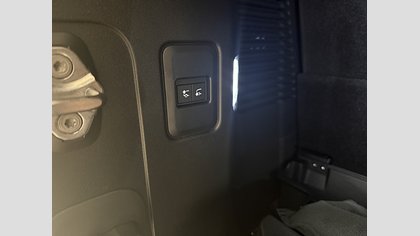 Defender 130 11
