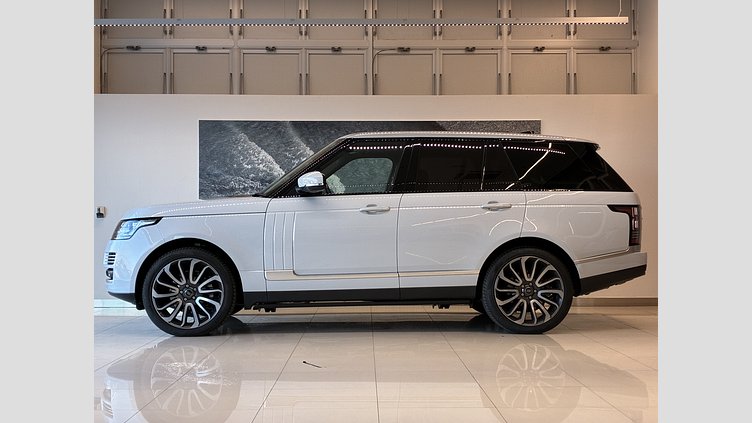 2017 認定中古車 Land Rover Range Rover Yulong White 3.0 V6 Dsl Mono Turbo Std Flow 標準ホイール Autobiography