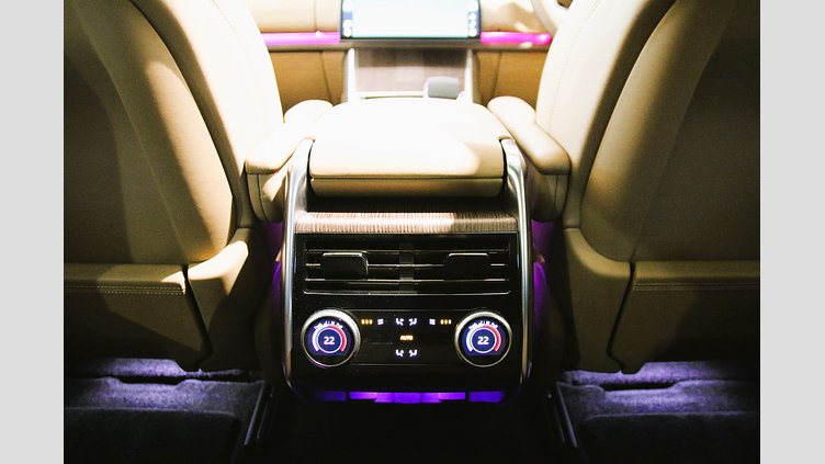 2026 認定中古車 Land Rover Range Rover サントリーニブラック D350 AWD MHEV（AT） スタンダードホイールベース Autobiography