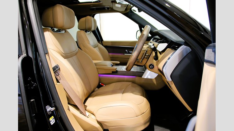 2026 認定中古車 Land Rover Range Rover サントリーニブラック D350 AWD MHEV（AT） スタンダードホイールベース Autobiography