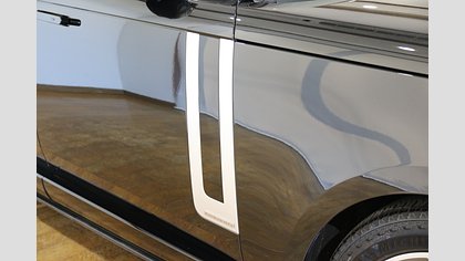 Range Rover 19