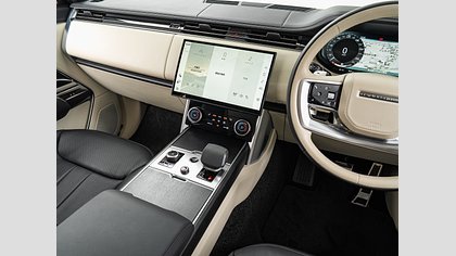Range Rover 26