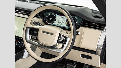 Range Rover 22