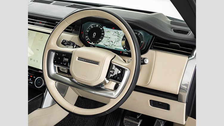 2023 認定中古車 Land Rover Range Rover オストゥーニパールホワイト D300 AWD MHEV（AT） AUTOBIOGRAPHY　D300　SWB