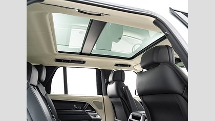 Range Rover 18