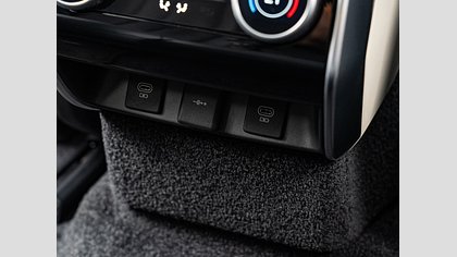 Range Rover 15