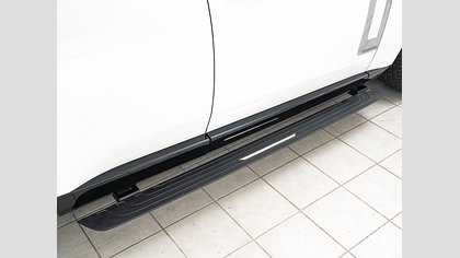 Range Rover 44