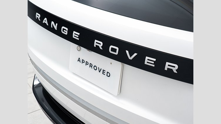2023 認定中古車 Land Rover Range Rover オストゥーニパールホワイト D300 AWD MHEV（AT） AUTOBIOGRAPHY　D300　SWB