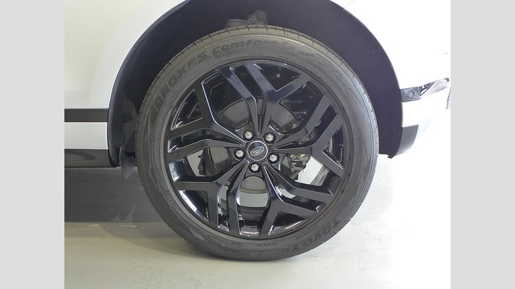 2020 認定中古車 Land Rover Range Rover Evoque ユーロンホワイト D180 R-DYNAMIC S