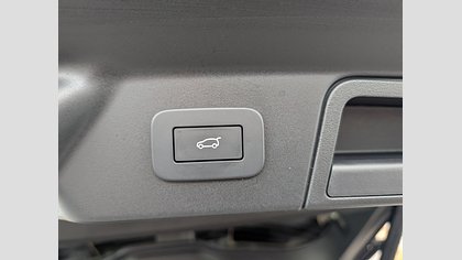 Range Rover Velar 25