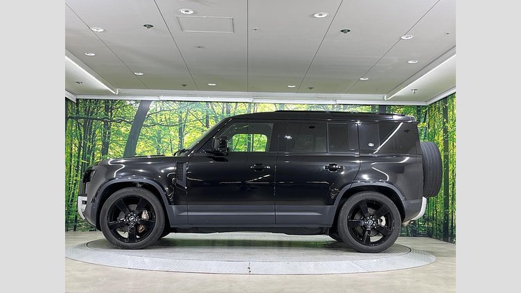 2022 認定中古車 Land Rover Defender 110 サントリーニブラック D300 AWD（AT） S