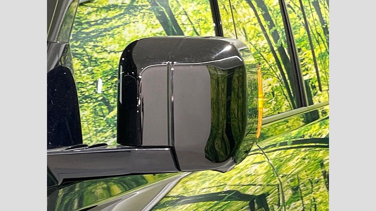 2022 認定中古車 Land Rover Defender 110 サントリーニブラック D300 AWD（AT） S