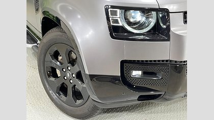 Defender 110 10