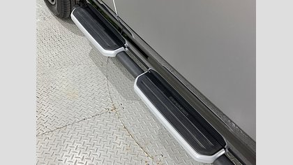 Defender 110 37