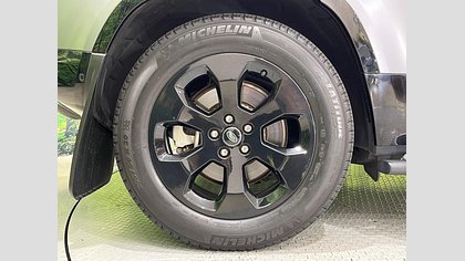 Defender 110 9