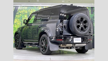 Defender 110 4