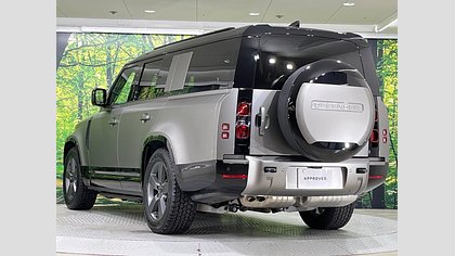 Defender 130 4