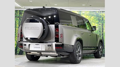 Defender 130 6
