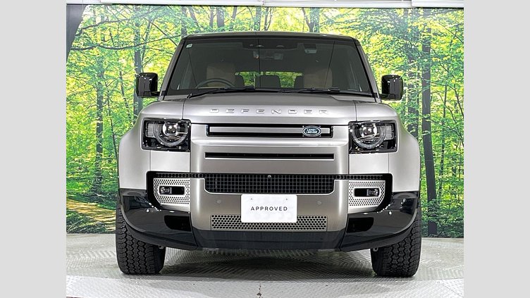 2024 認定中古車 Land Rover Defender 130 シリコンシルバー D350 ディーゼルマイルドハイブリッド X-Dynamic SE