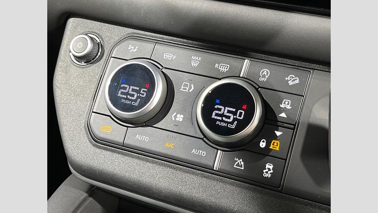 2022 認定中古車 Land Rover Defender 110 カルパチアングレイ D300 AWD（AT） X-DYNAMIC HSE