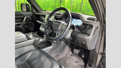Defender 110 34