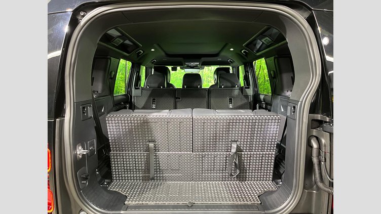 2022 認定中古車 Land Rover Defender 110 カルパチアングレイ D300 AWD（AT） X-DYNAMIC HSE