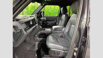 Defender 110 2